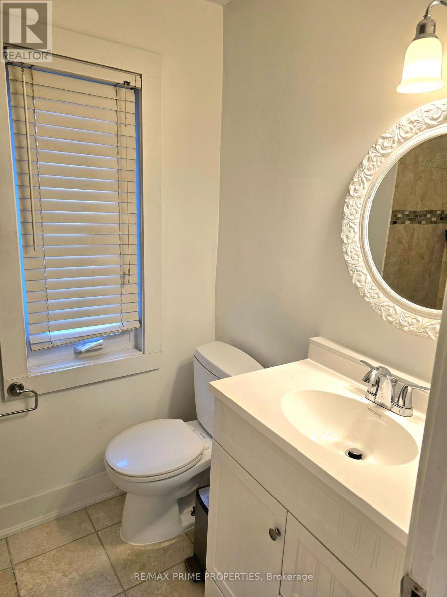 11 Elizabeth Street, Markham, Ontario  L3P 2B3 - Photo 11 - N12612930