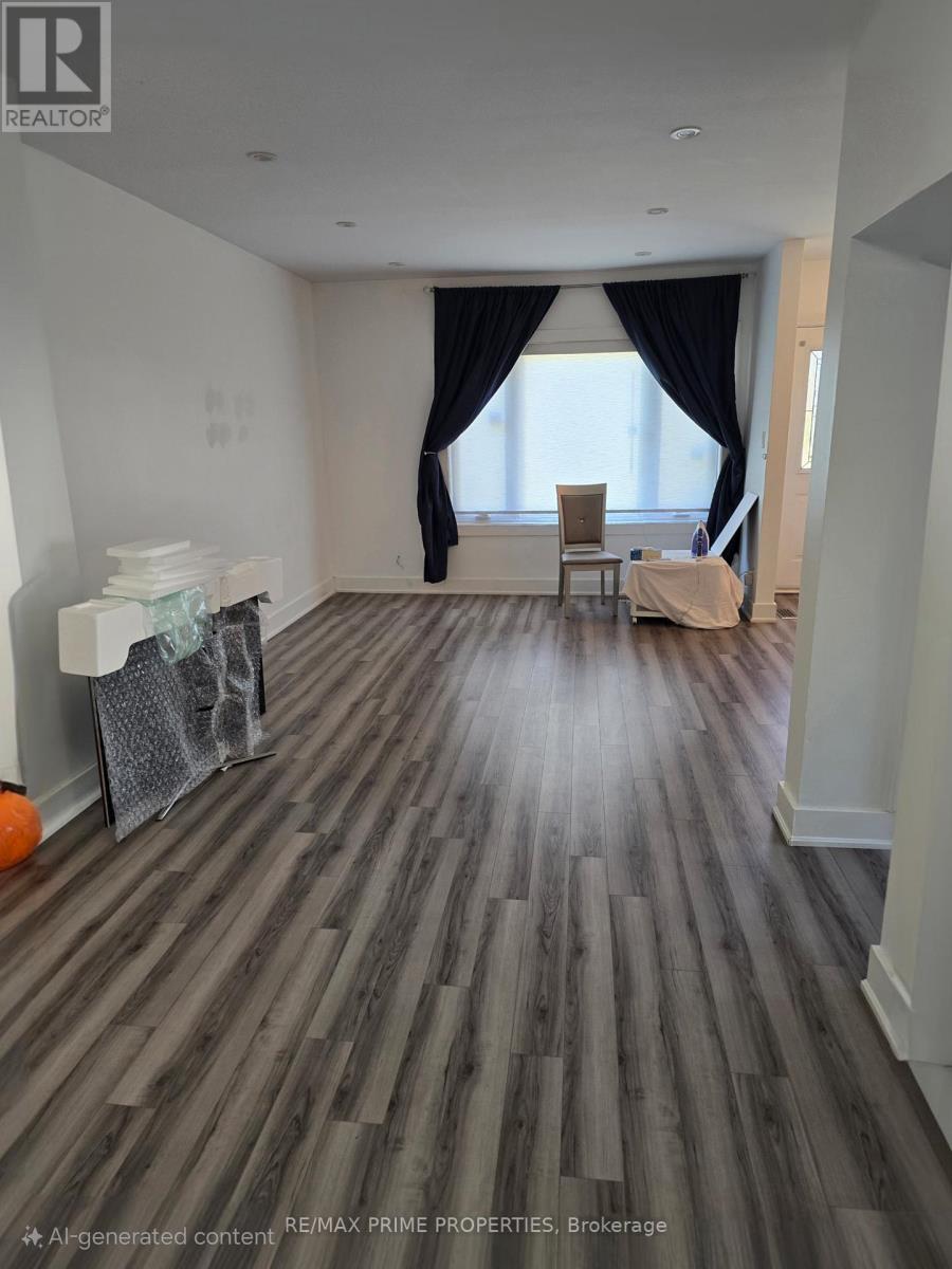 11 Elizabeth Street, Markham, Ontario  L3P 2B3 - Photo 7 - N12612930