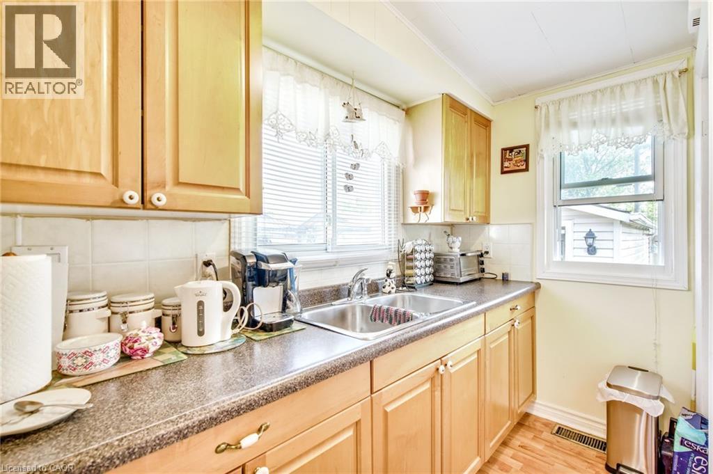 373 Simpson Avenue, Welland, Ontario  L3B 4Z1 - Photo 10 - 40793040