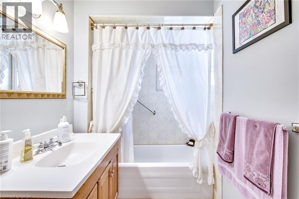 373 Simpson Avenue, Welland, Ontario  L3B 4Z1 - Photo 14 - 40793040