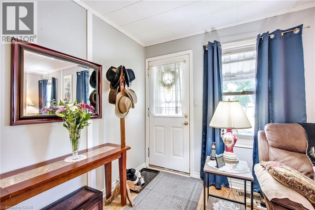 373 Simpson Avenue, Welland, Ontario  L3B 4Z1 - Photo 4 - 40793040