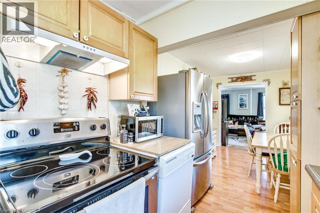 373 Simpson Avenue, Welland, Ontario  L3B 4Z1 - Photo 9 - 40793040