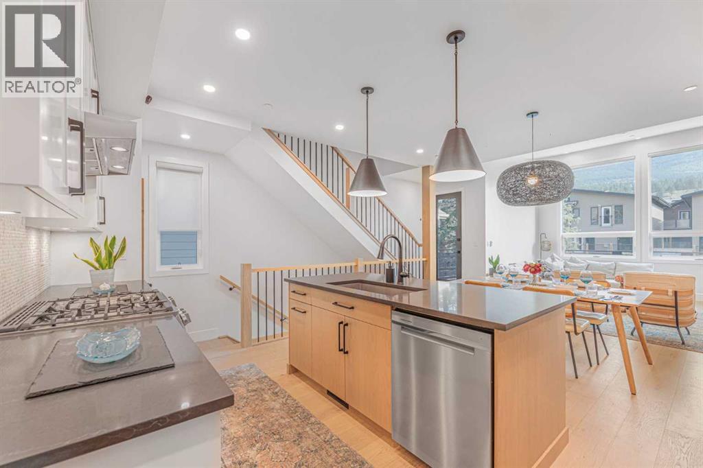 3, 1405 1st Avenue, Canmore, Alberta  T1W 1M5 - Photo 5 - A2253065