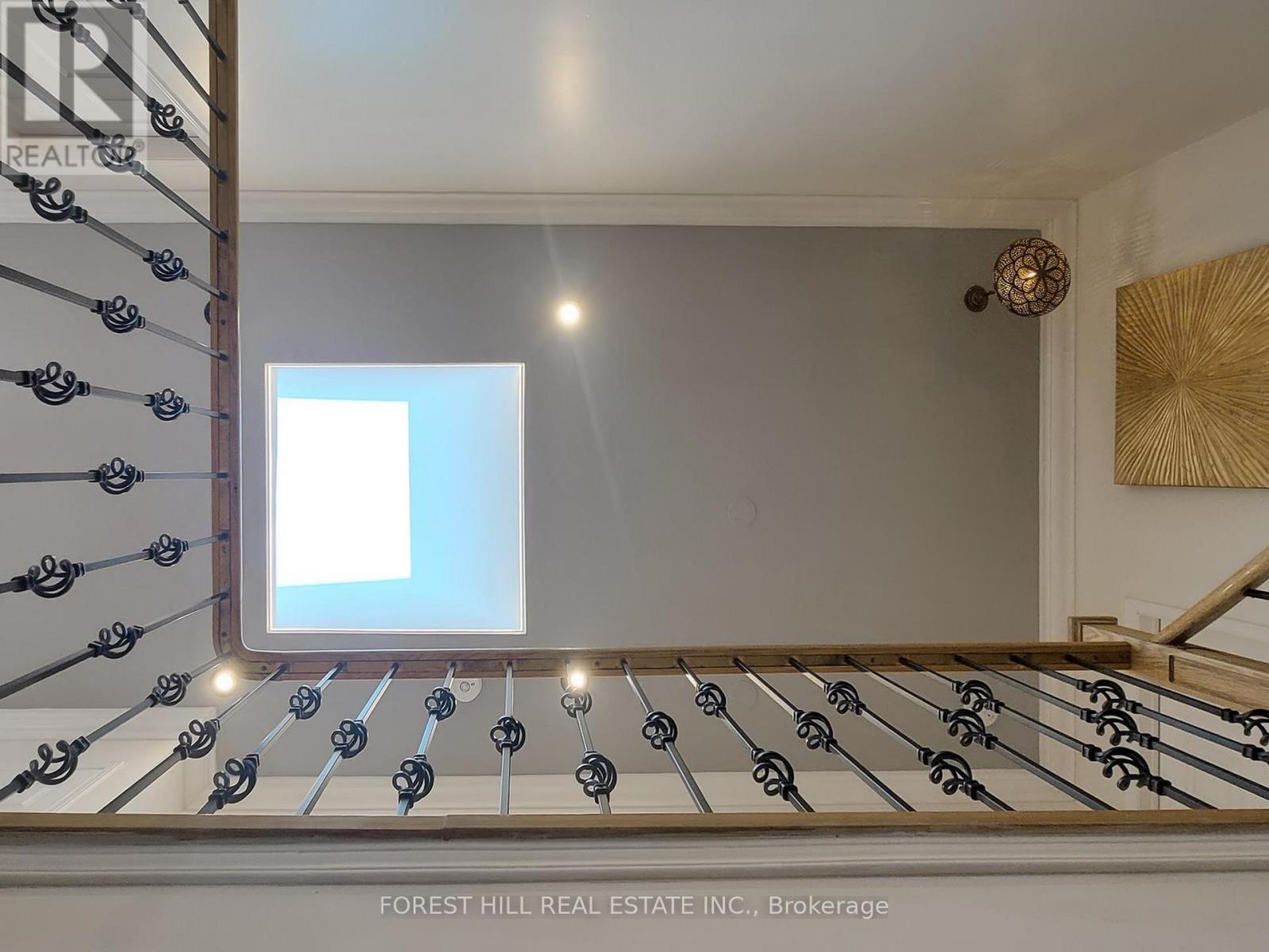 1631 Meadowfield Crescent, Mississauga, Ontario  L5M 4T5 - Photo 13 - W12612892