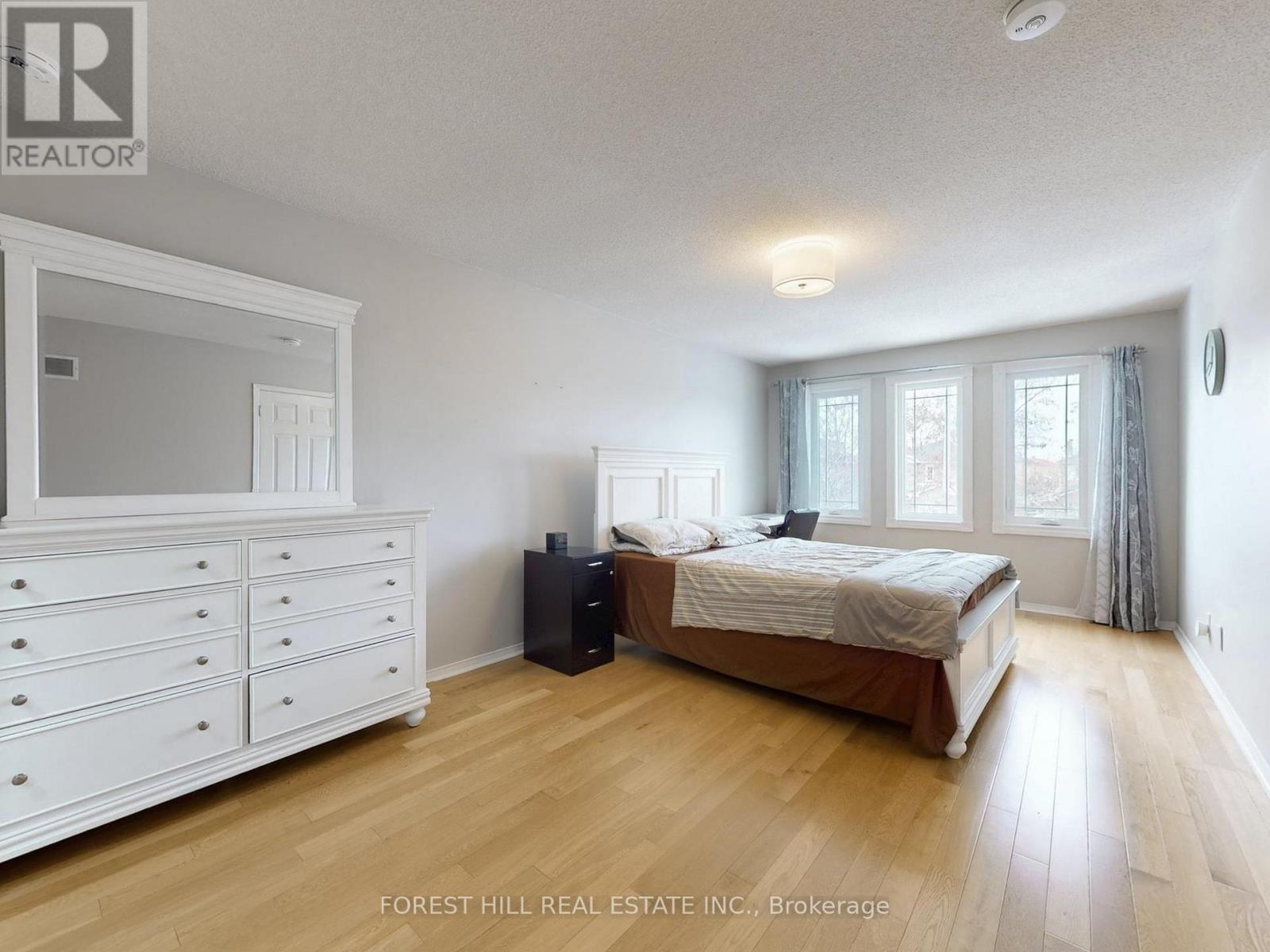 1631 Meadowfield Crescent, Mississauga, Ontario  L5M 4T5 - Photo 18 - W12612892