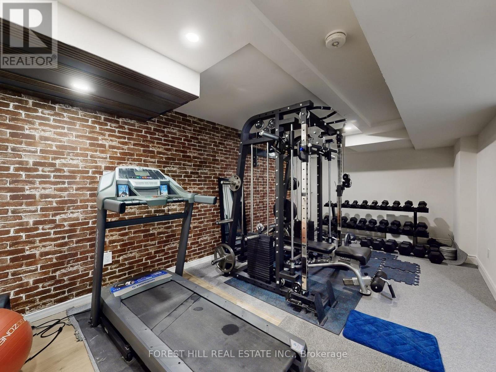 1631 Meadowfield Crescent, Mississauga, Ontario  L5M 4T5 - Photo 29 - W12612892