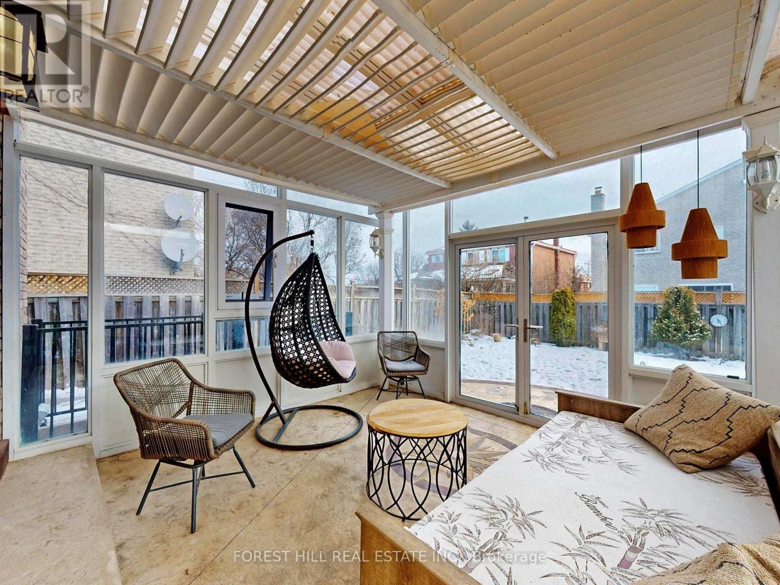 1631 Meadowfield Crescent, Mississauga, Ontario  L5M 4T5 - Photo 33 - W12612892