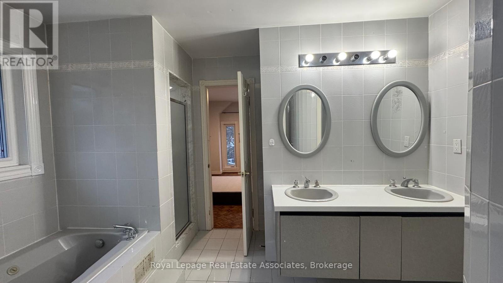 2501 Mississauga Road, Mississauga, Ontario  L5H 4G9 - Photo 15 - W12612898