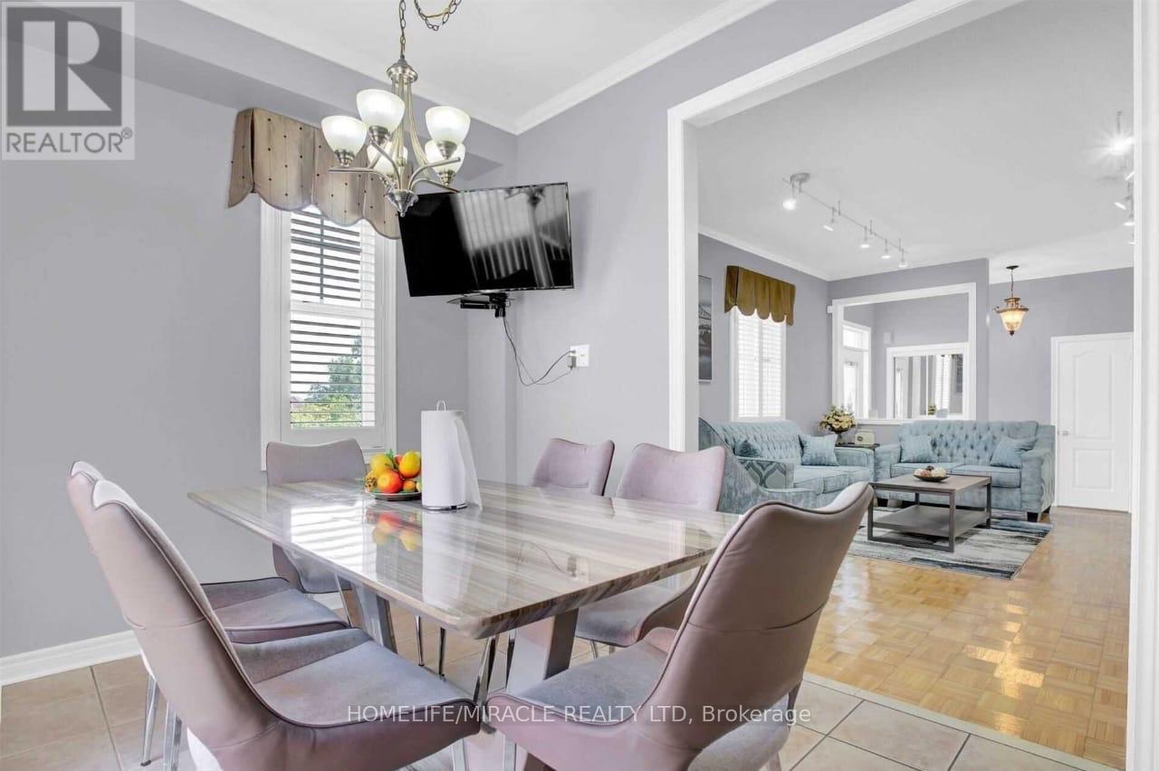 Upper - 51 Connolly Crescent, Brampton, Ontario  L6R 0G9 - Photo 13 - W12612956