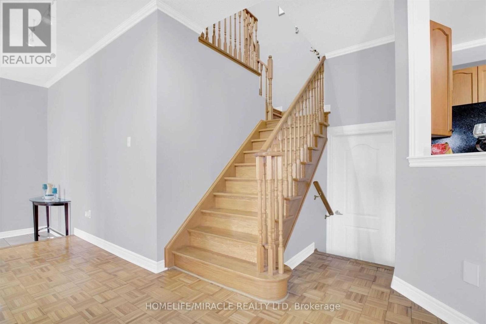 Upper - 51 Connolly Crescent, Brampton, Ontario  L6R 0G9 - Photo 15 - W12612956