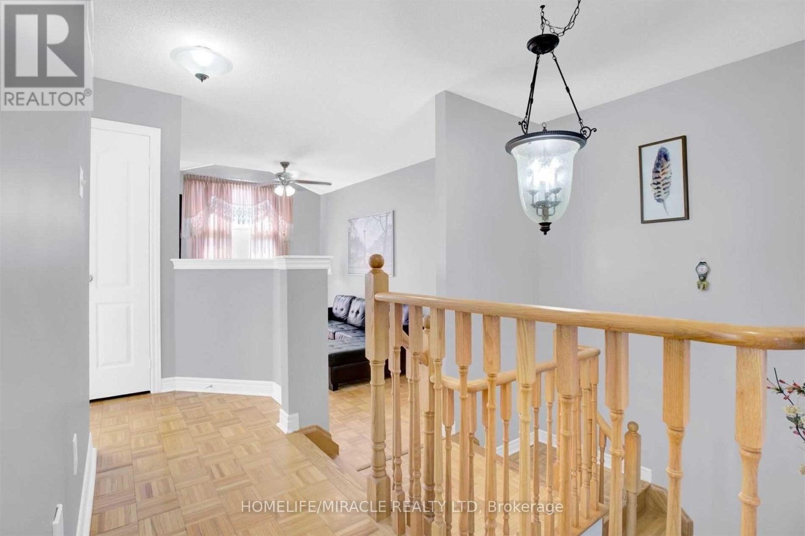 Upper - 51 Connolly Crescent, Brampton, Ontario  L6R 0G9 - Photo 16 - W12612956