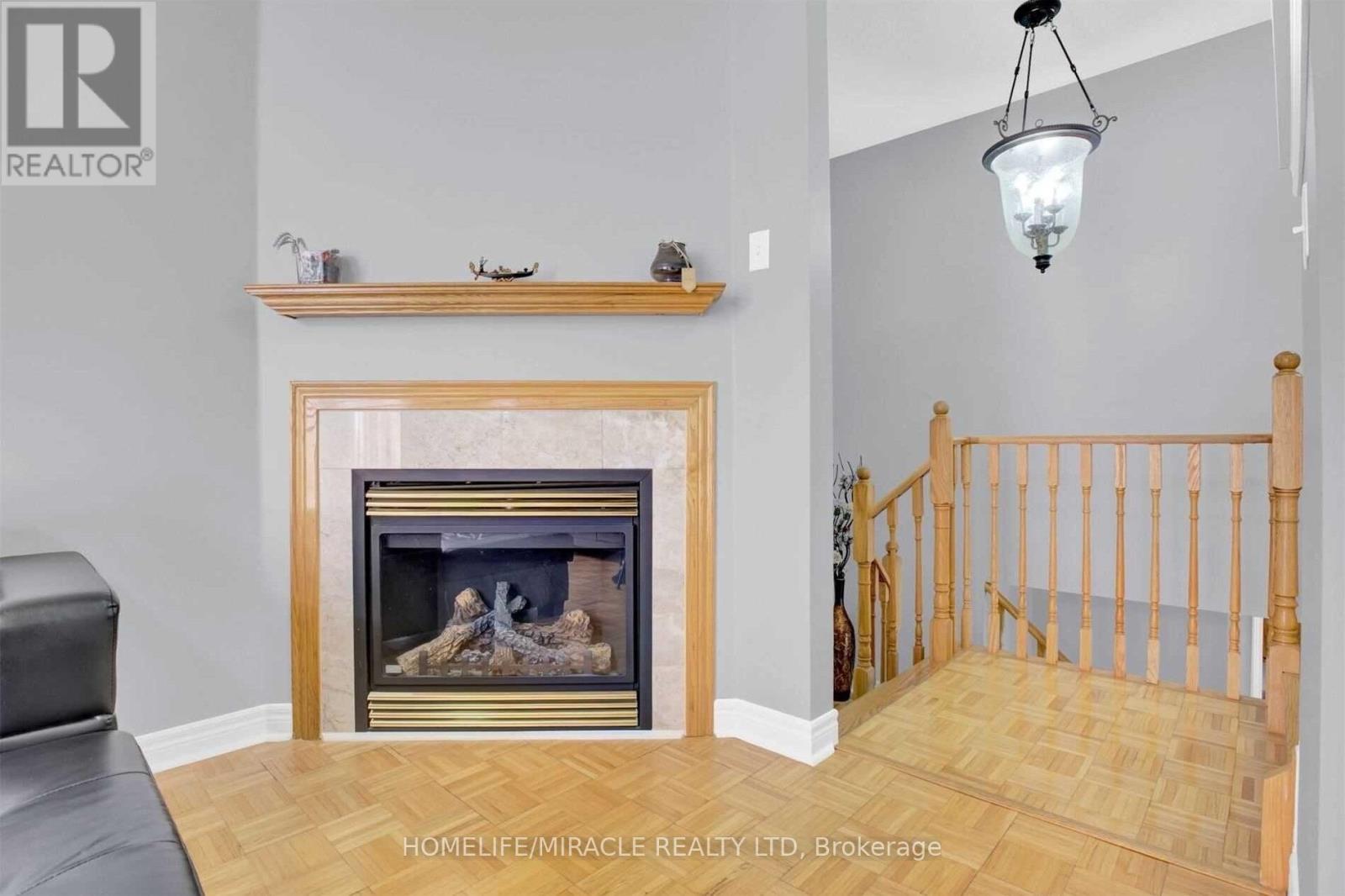 Upper - 51 Connolly Crescent, Brampton, Ontario  L6R 0G9 - Photo 17 - W12612956