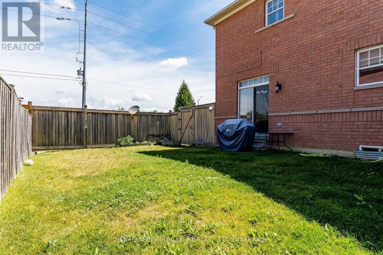 Upper - 51 Connolly Crescent, Brampton, Ontario  L6R 0G9 - Photo 30 - W12612956
