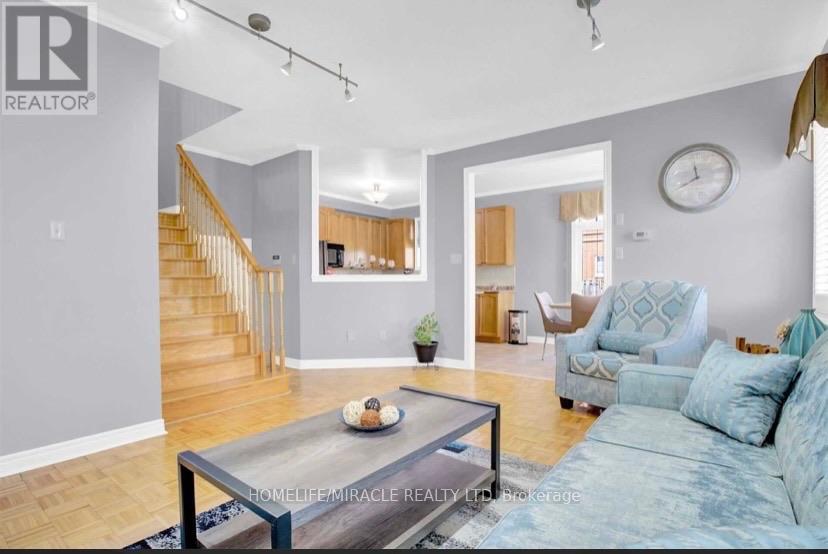 Upper - 51 Connolly Crescent, Brampton, Ontario  L6R 0G9 - Photo 8 - W12612956