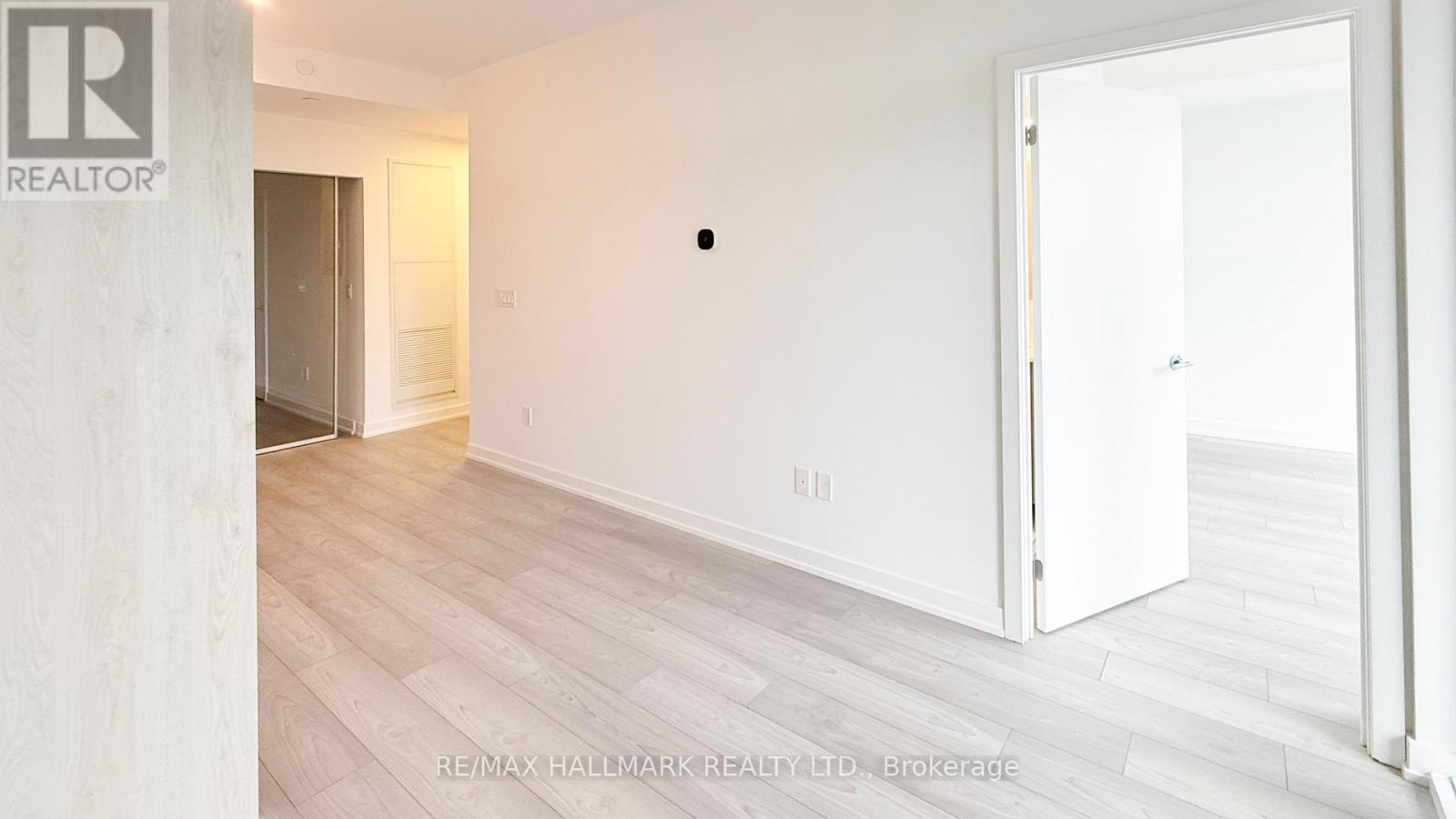 510 - 1007 The Queensway, Toronto, Ontario  M8Z 0H4 - Photo 13 - W12612972