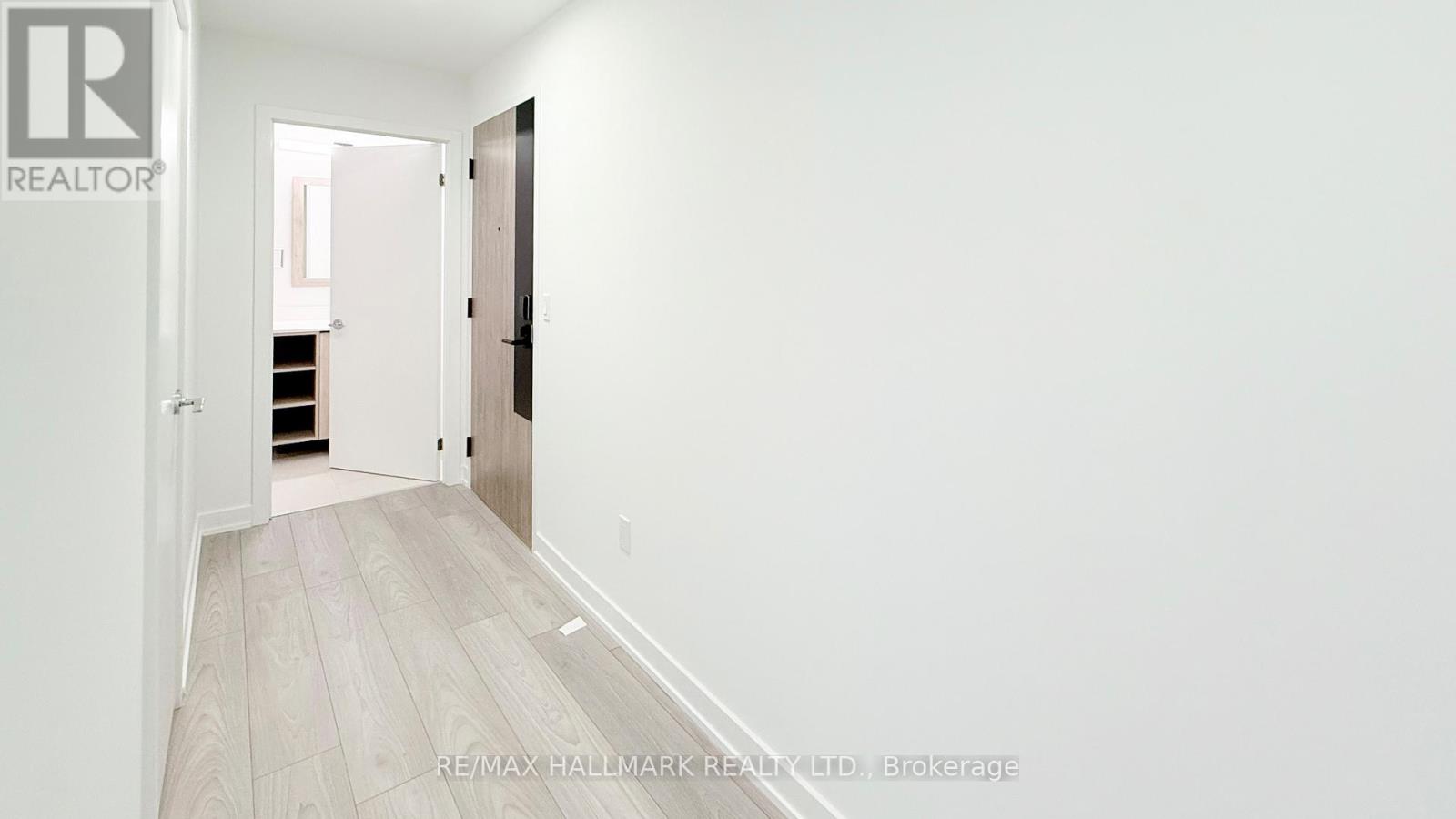 510 - 1007 The Queensway, Toronto, Ontario  M8Z 0H4 - Photo 9 - W12612972