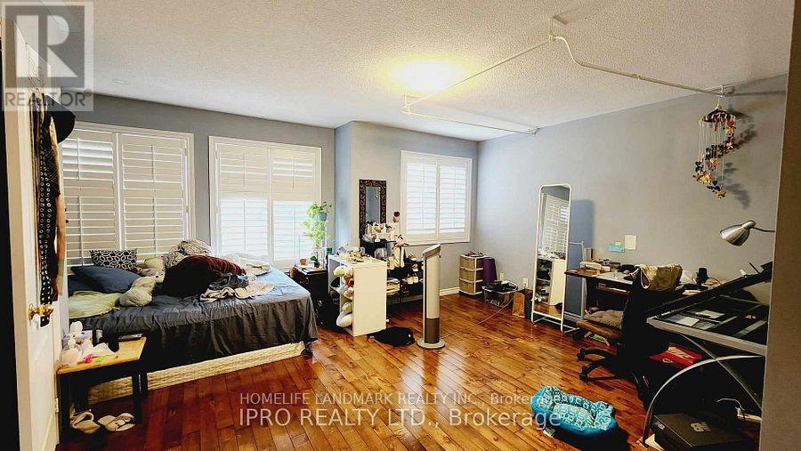 Main Floor - 3311 Tacc Drive, Mississauga, Ontario  L5M 0H4 - Photo 10 - W12612976