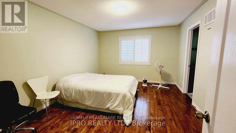 Main Floor - 3311 Tacc Drive, Mississauga, Ontario  L5M 0H4 - Photo 15 - W12612976