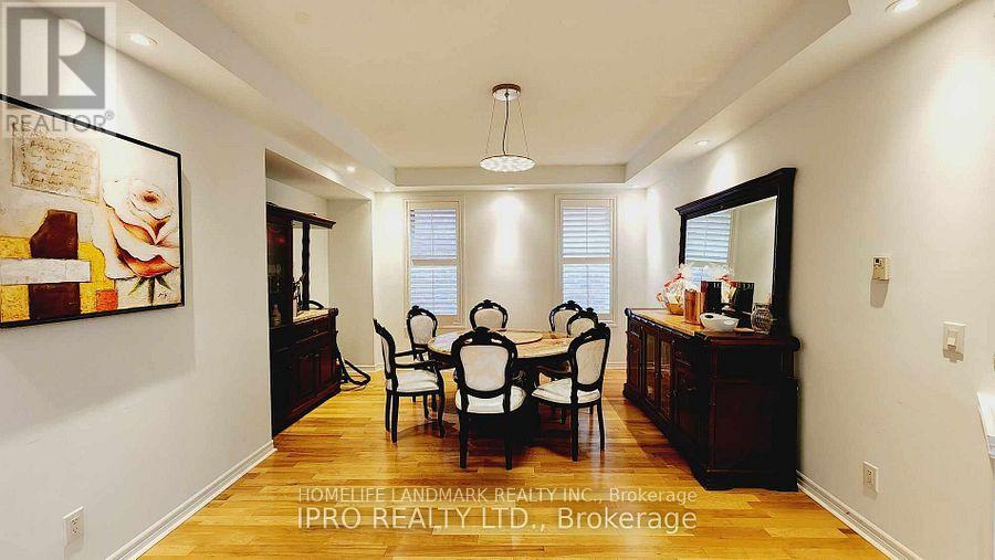 Main Floor - 3311 Tacc Drive, Mississauga, Ontario  L5M 0H4 - Photo 3 - W12612976