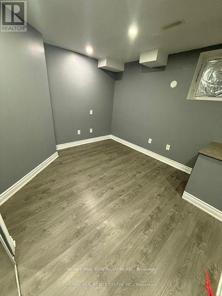 Basement - 54 Clipstone Court, Brampton (Brampton West), Ontario  L6X 4J5 - Photo 11 - W12612982