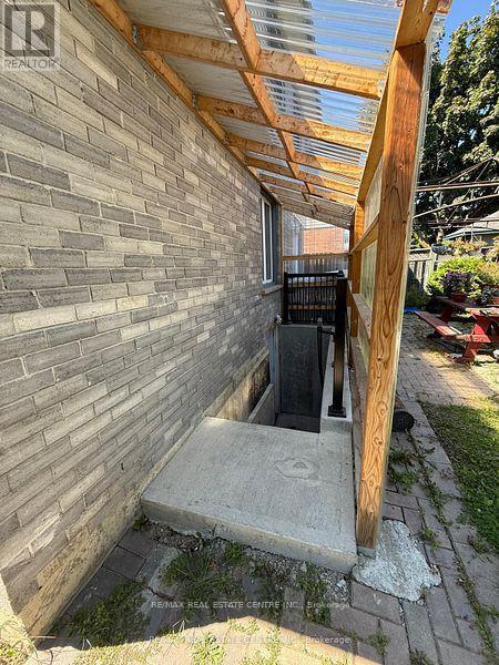 Basement - 54 Clipstone Court, Brampton (Brampton West), Ontario  L6X 4J5 - Photo 3 - W12612982