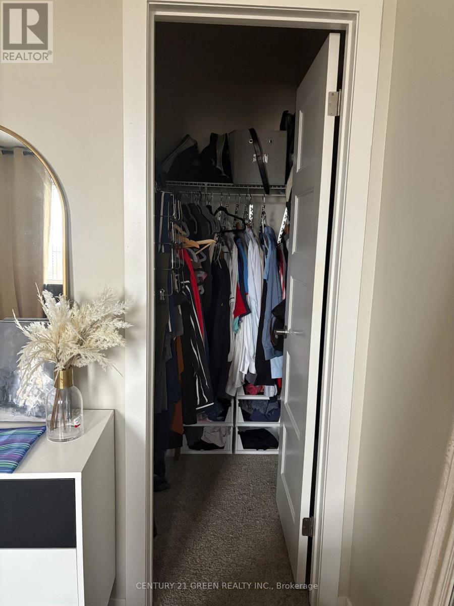 # 57 - 902 West Village Square, London North, Ontario  N6H 0J7 - Photo 16 - X12612904