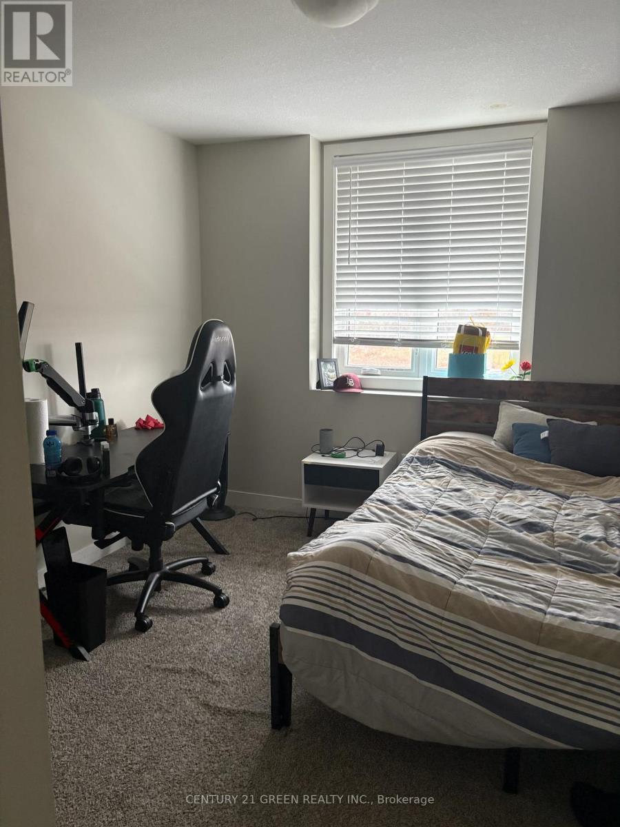 # 57 - 902 West Village Square, London North, Ontario  N6H 0J7 - Photo 18 - X12612904