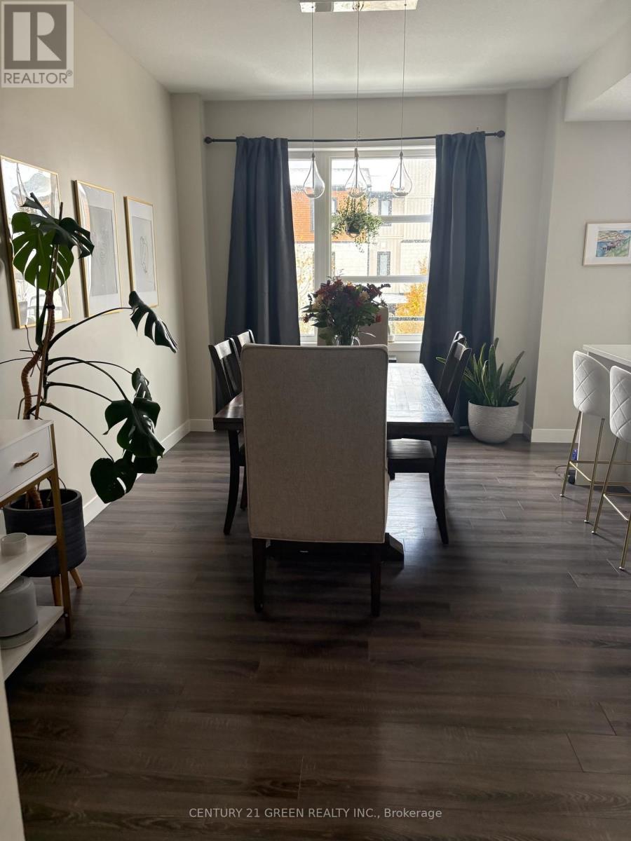 # 57 - 902 West Village Square, London North, Ontario  N6H 0J7 - Photo 4 - X12612904