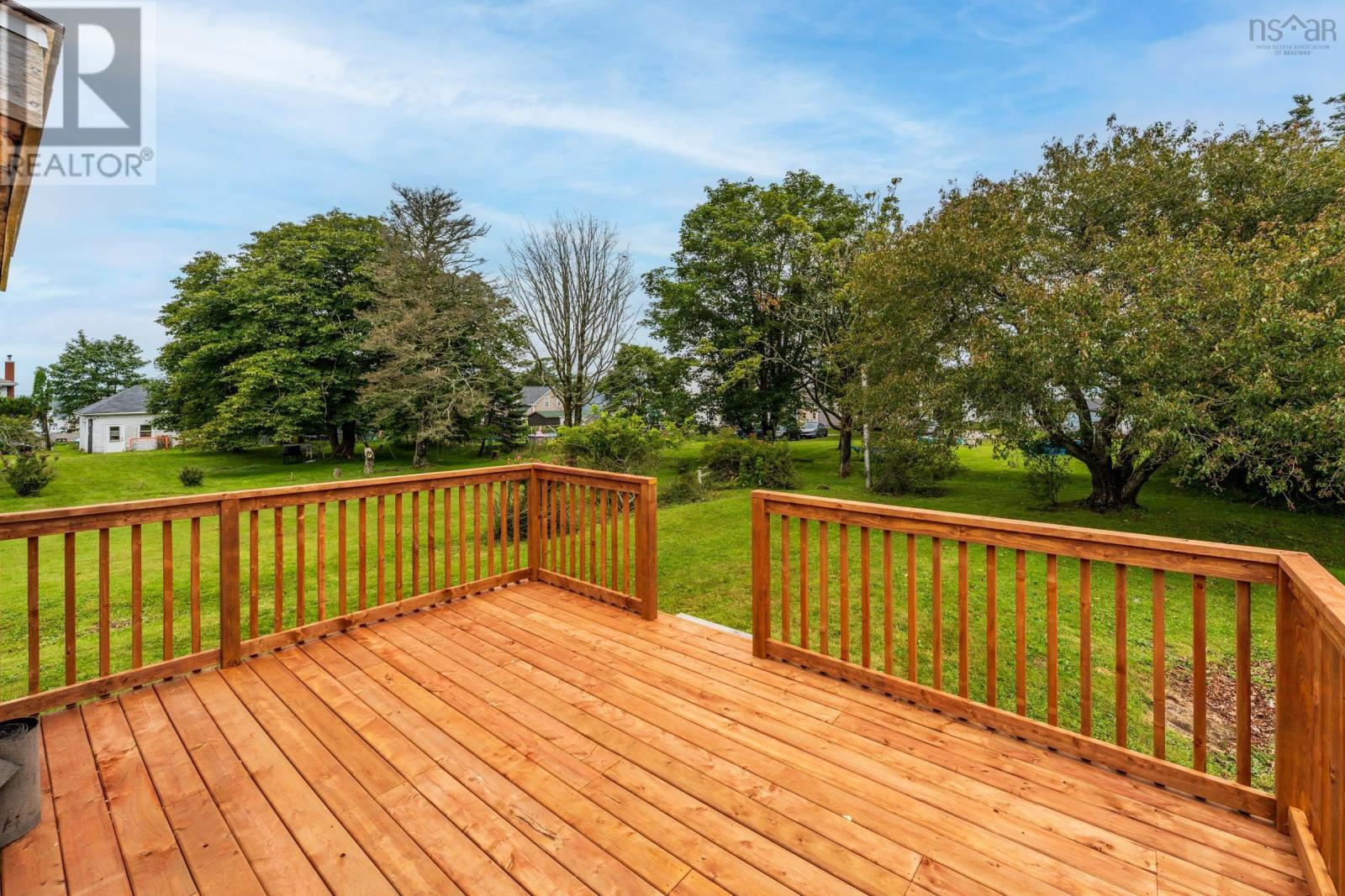 18 Shaw Avenue, Yarmouth, Nova Scotia B5A 2T9 - Photo 33 - 202518398