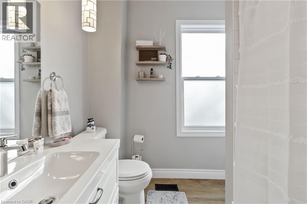 36 Mount Pleasant Street, Brantford, Ontario  N3T 1S6 - Photo 10 - 40791064