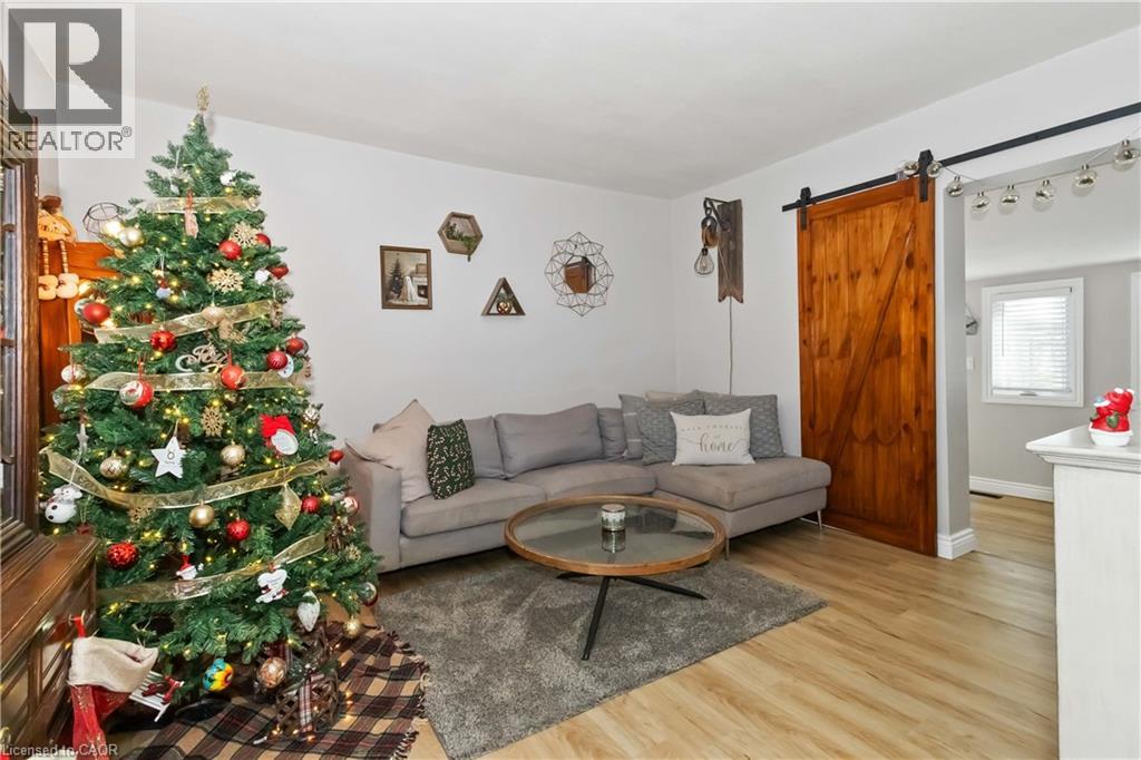 36 Mount Pleasant Street, Brantford, Ontario  N3T 1S6 - Photo 22 - 40791064