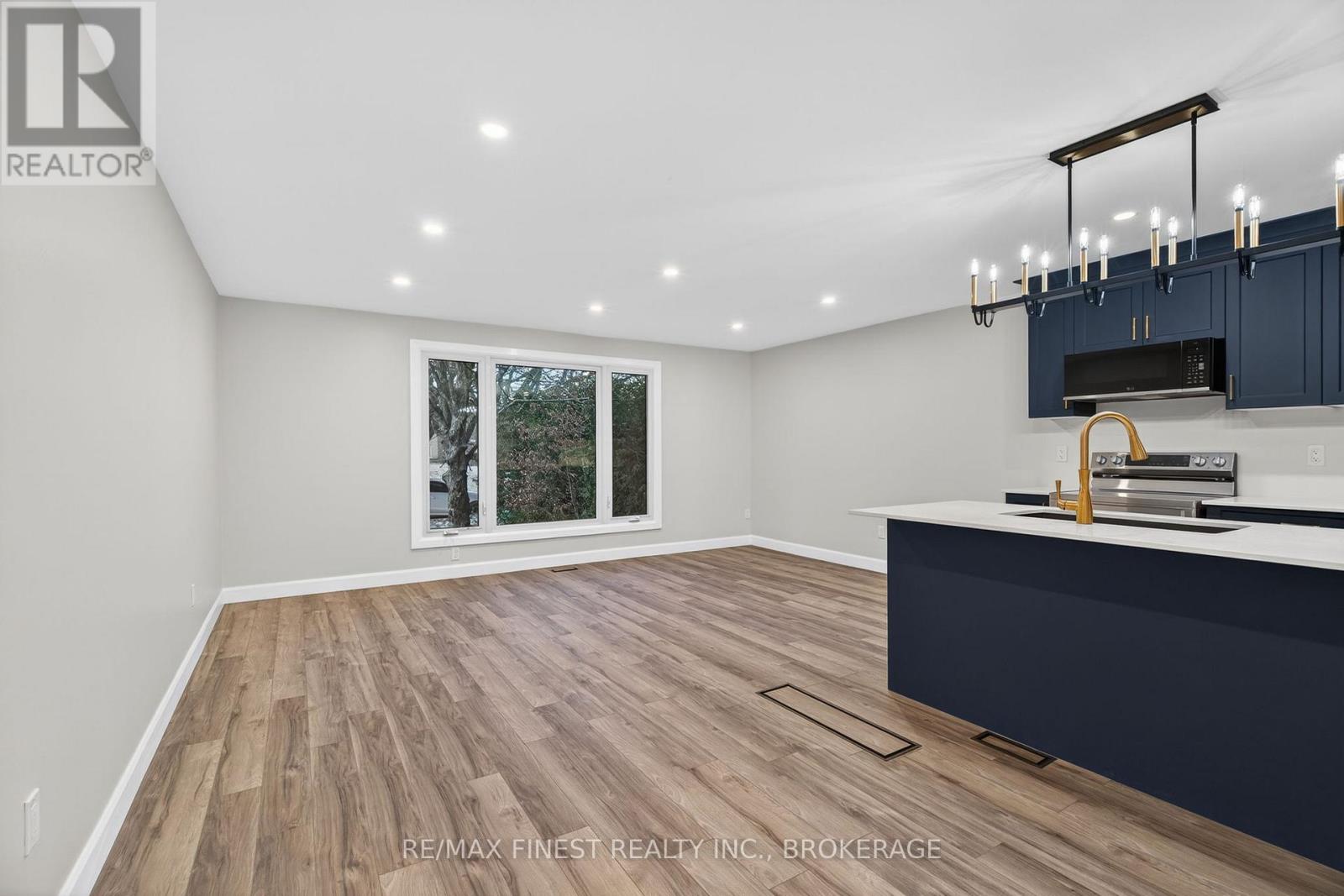 62 Abbey Dale Court, Kingston, Ontario  K7K 5W9 - Photo 6 - X12613146