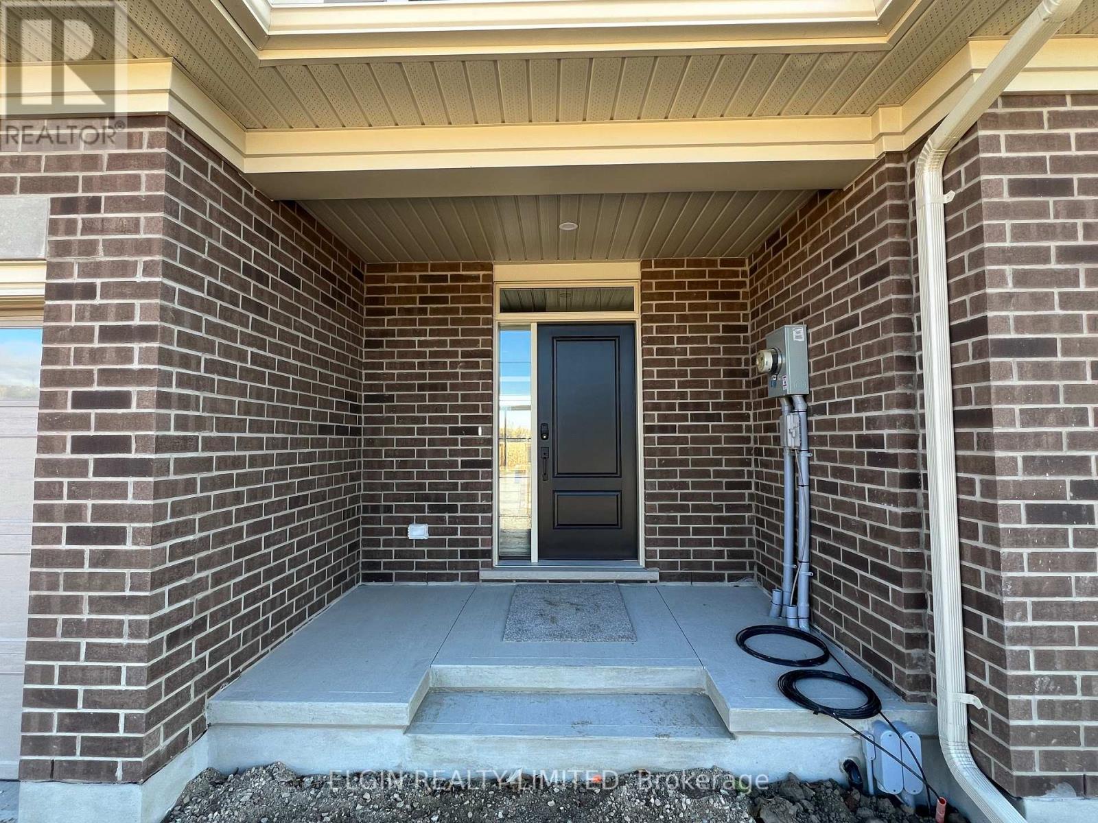 75 Braun Avenue, Tillsonburg, Ontario  N4G 0K4 - Photo 4 - X12613084