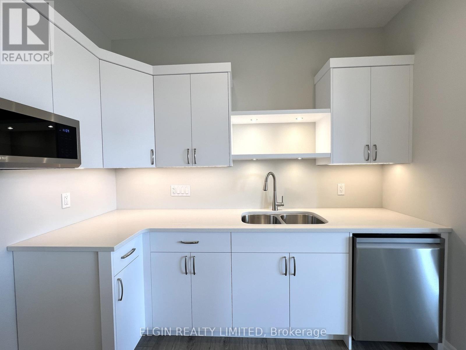 75 Braun Avenue, Tillsonburg, Ontario  N4G 0K4 - Photo 8 - X12613084