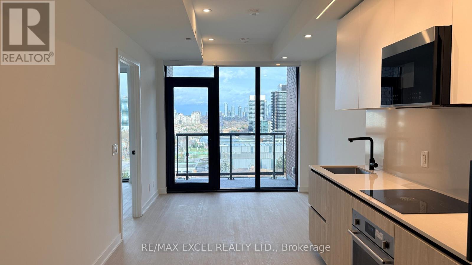 901 - 699 SHEPPARD AVENUE E, Toronto, Ontario