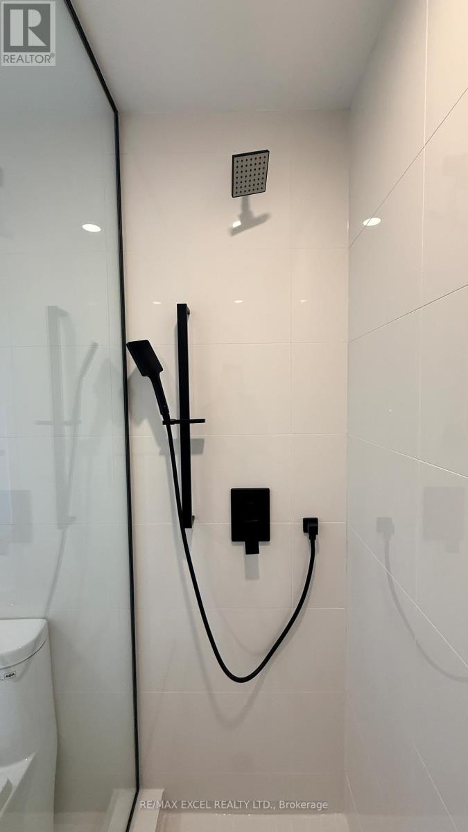 901 - 699 Sheppard Avenue E, Toronto (Bayview Village), Ontario  M2K 0J5 - Photo 17 - C12578460