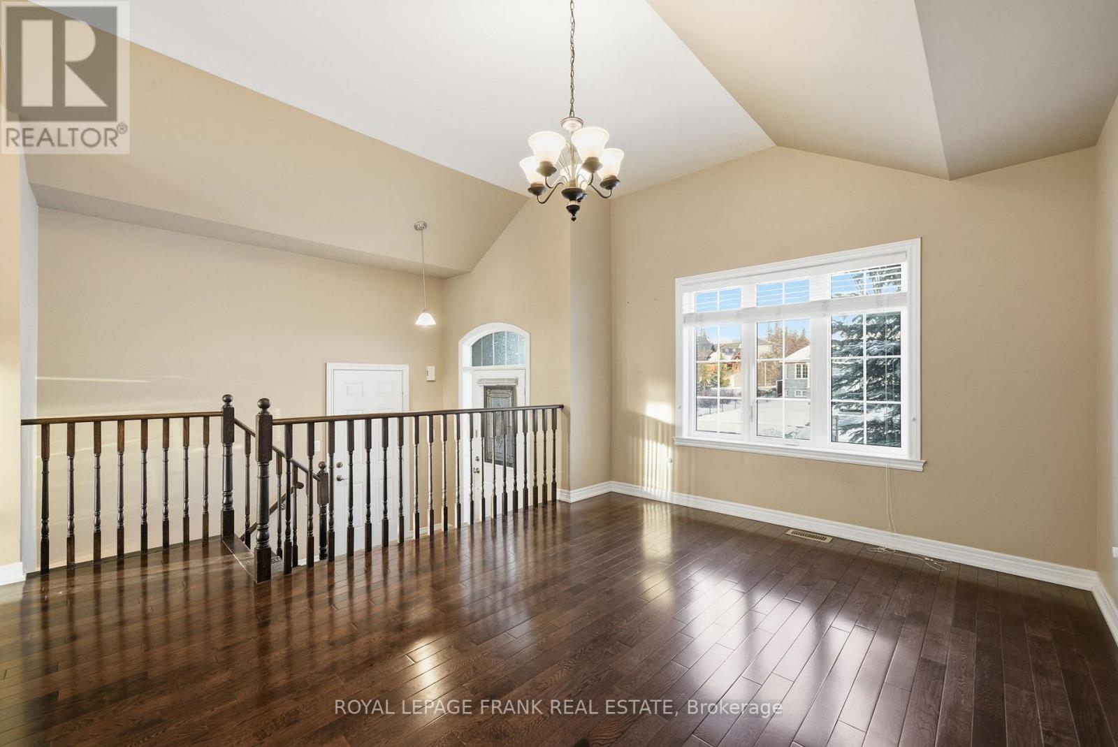 7 Brock Street, Kawartha Lakes, Ontario  K9V 0B9 - Photo 9 - X12613190