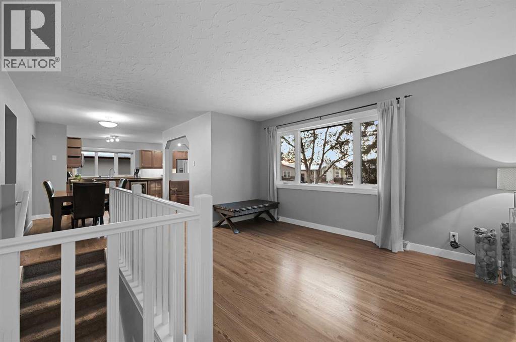 3124 49 Street Sw, Calgary, Alberta  T3E 3Y3 - Photo 11 - A2272946