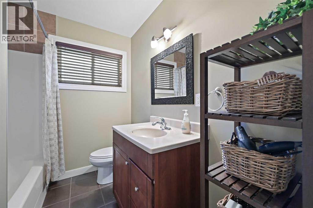 3124 49 Street Sw, Calgary, Alberta  T3E 3Y3 - Photo 17 - A2272946