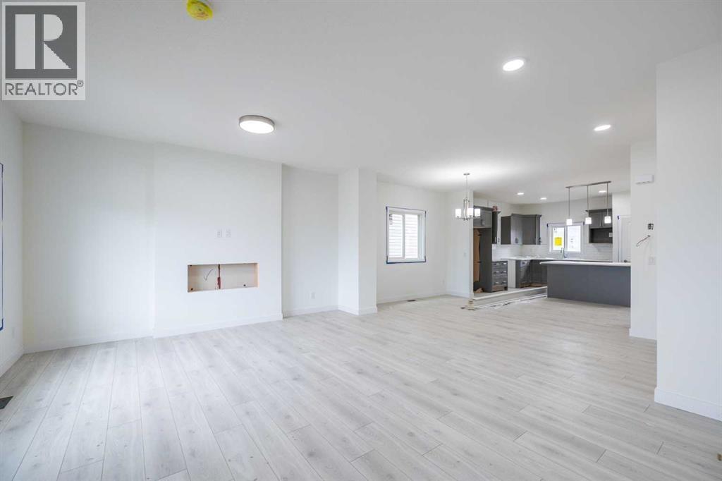 19 Appaloosa Way, Cochrane, Alberta  T4C 2M3 - Photo 4 - A2274581