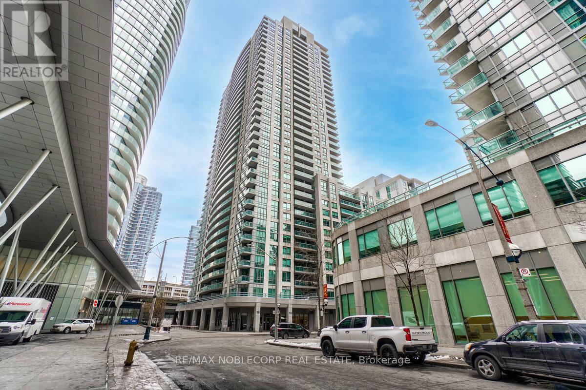 807 - 19 Grand Trunk Crescent, Toronto, Ontario  M5J 3A3 - Photo 26 - C12613000