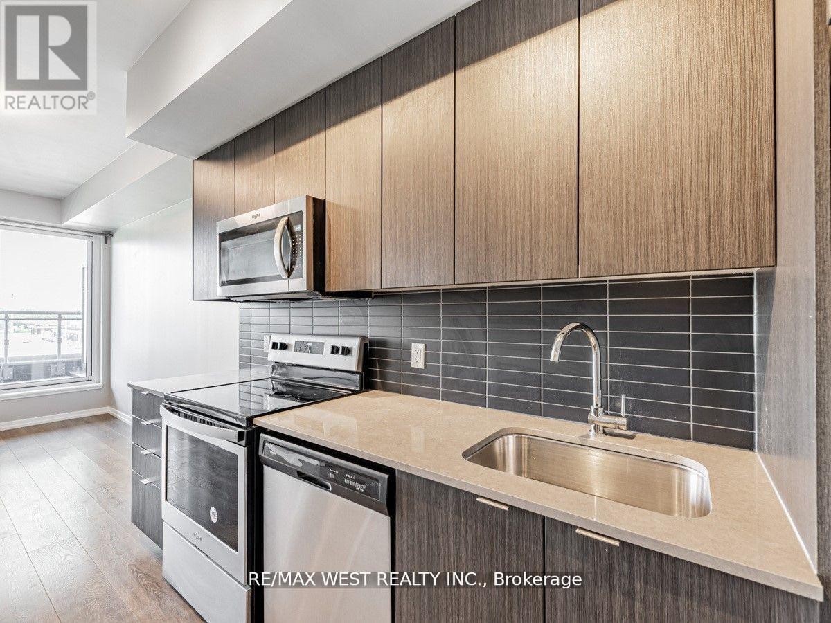 305 - 3237 Bayview Avenue, Toronto, Ontario  M2K 2J7 - Photo 8 - C12613032