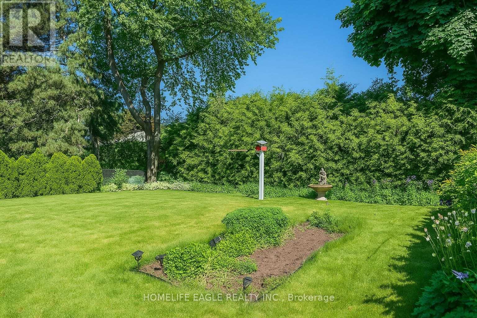 Upper - 33 Sumner Heights, Toronto, Ontario  M2K 1Y2 - Photo 14 - C12613054