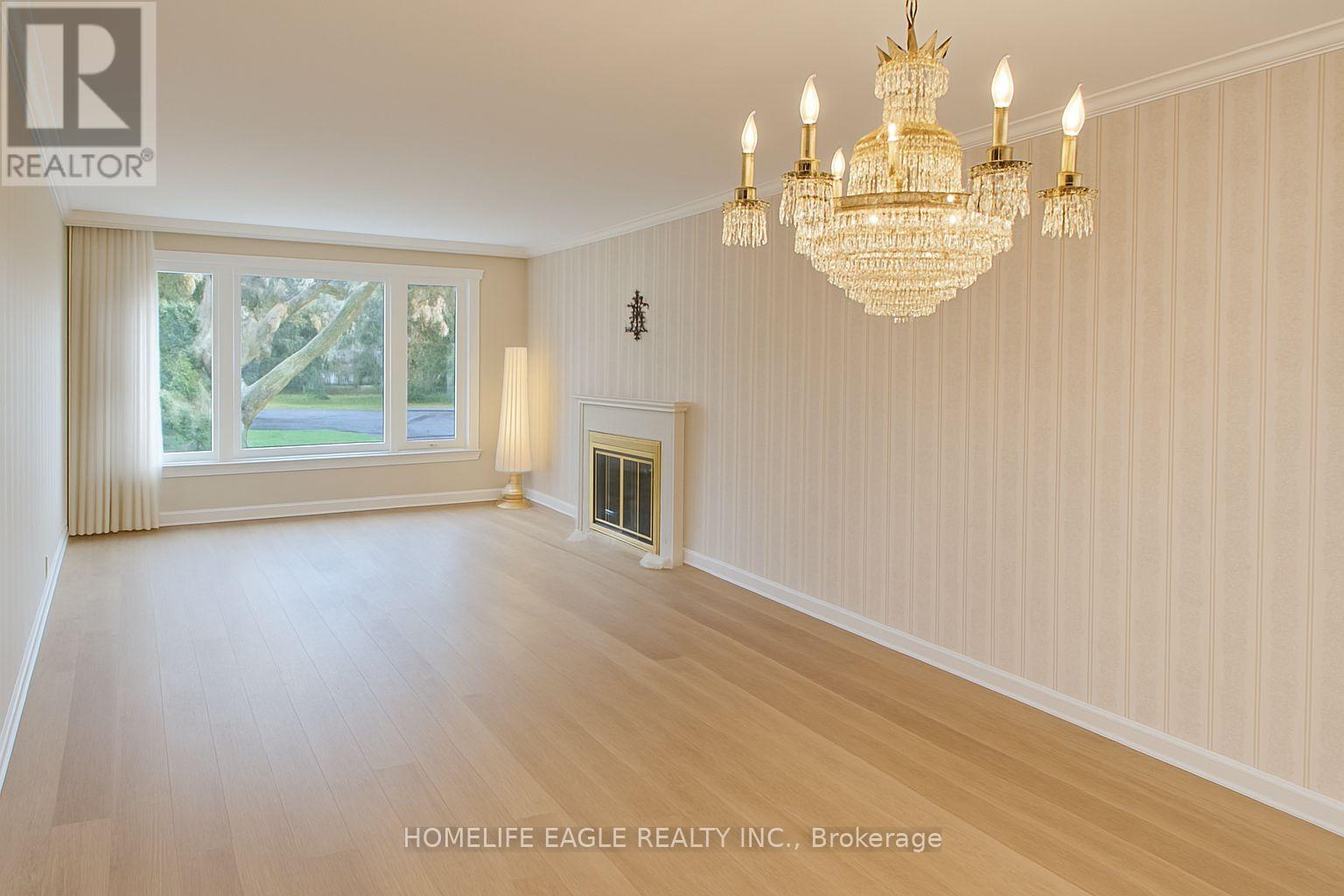 Upper - 33 Sumner Heights, Toronto, Ontario  M2K 1Y2 - Photo 4 - C12613054