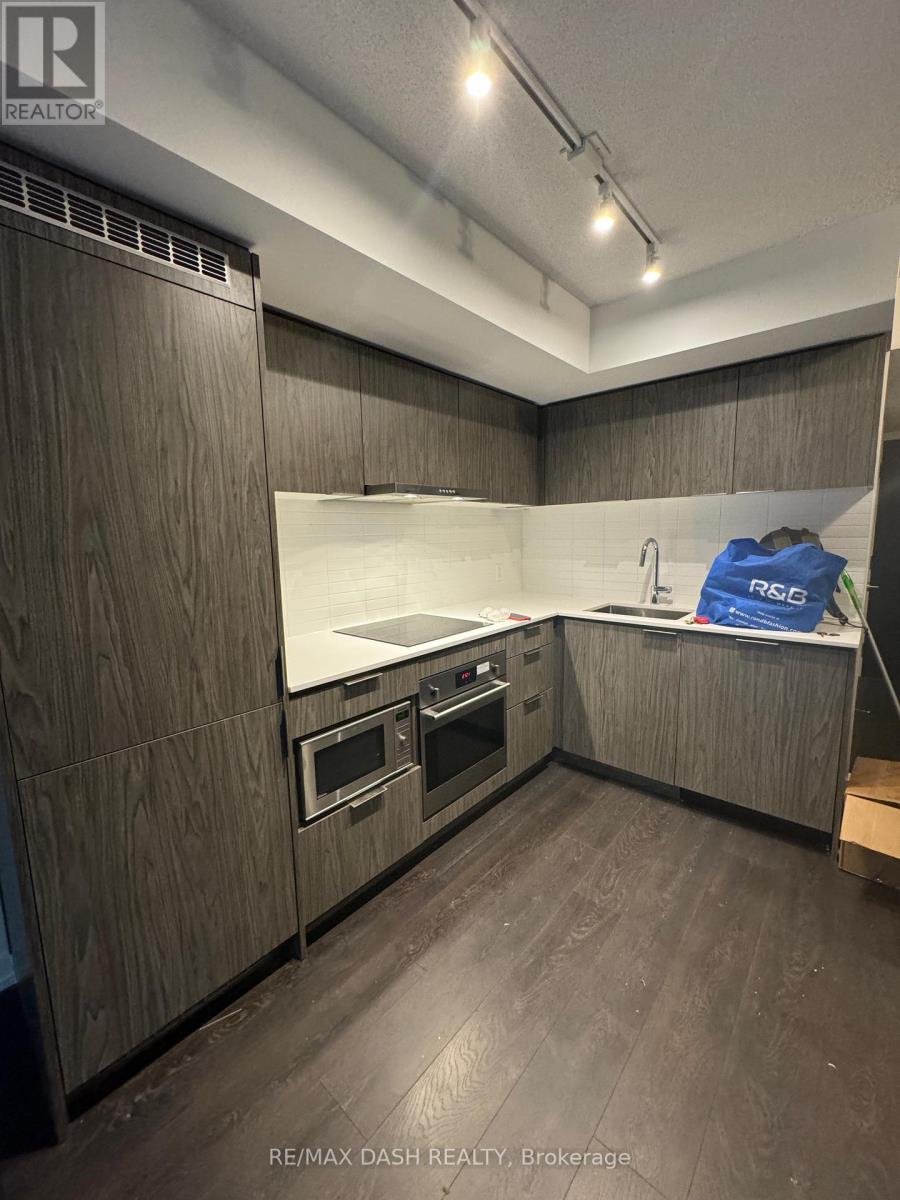 916 - 60 Shuter Street, Toronto, Ontario  M5B 1A8 - Photo 2 - C12613072