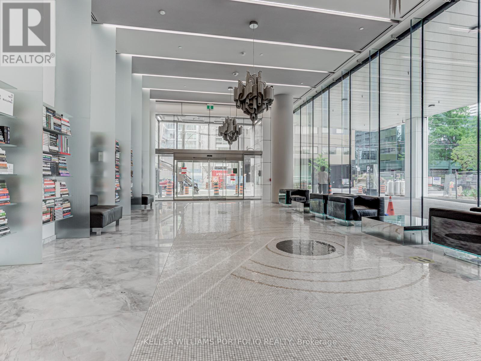 1013 - 5 SOUDAN AVENUE, Toronto, Ontario