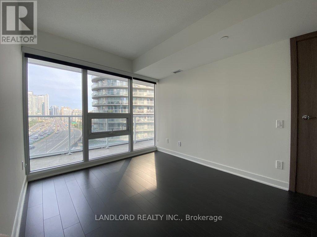 1011 - 17 Bathurst Street, Toronto, Ontario  M5V 1A5 - Photo 11 - C12613160