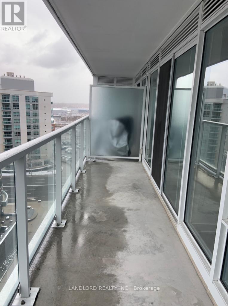 1011 - 17 Bathurst Street, Toronto, Ontario  M5V 1A5 - Photo 7 - C12613160