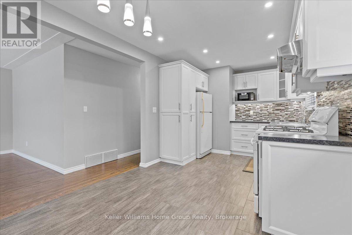 132 June Street, Hamilton (Greeningdon), Ontario  L9A 2R9 - Photo 14 - X12613122