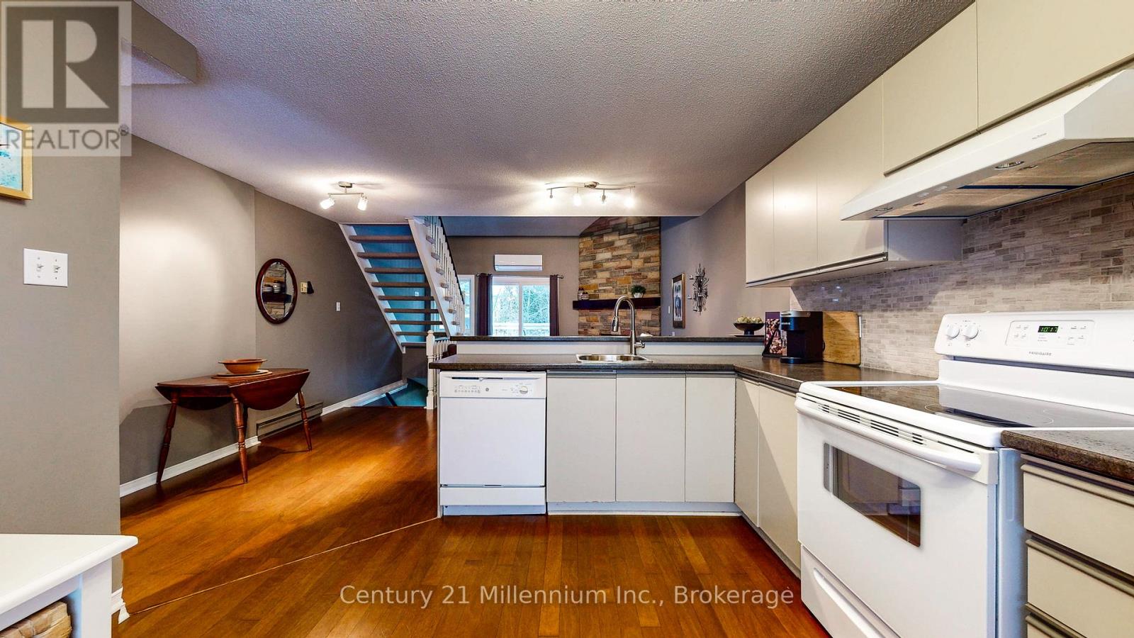 124 - 150 Victoria Street S, Blue Mountains, Ontario  N0H 2P0 - Photo 6 - X12613126